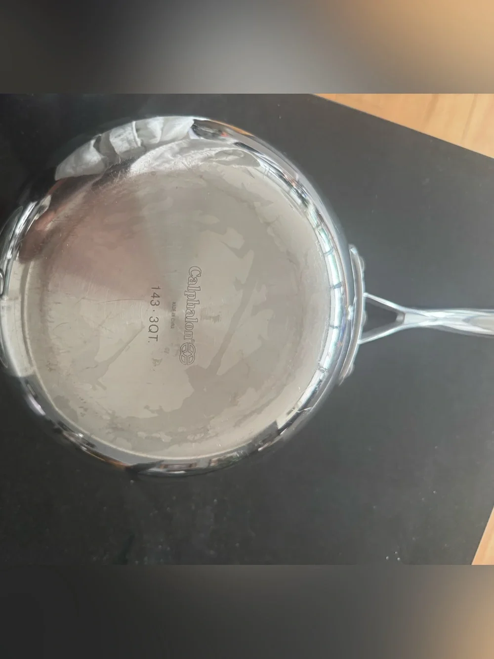 Calphalon 3Qt Sauce Pan with Long Handle with lid